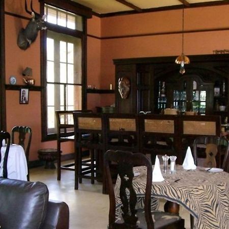 Old Mine Guesthouse Мусина Экстерьер фото